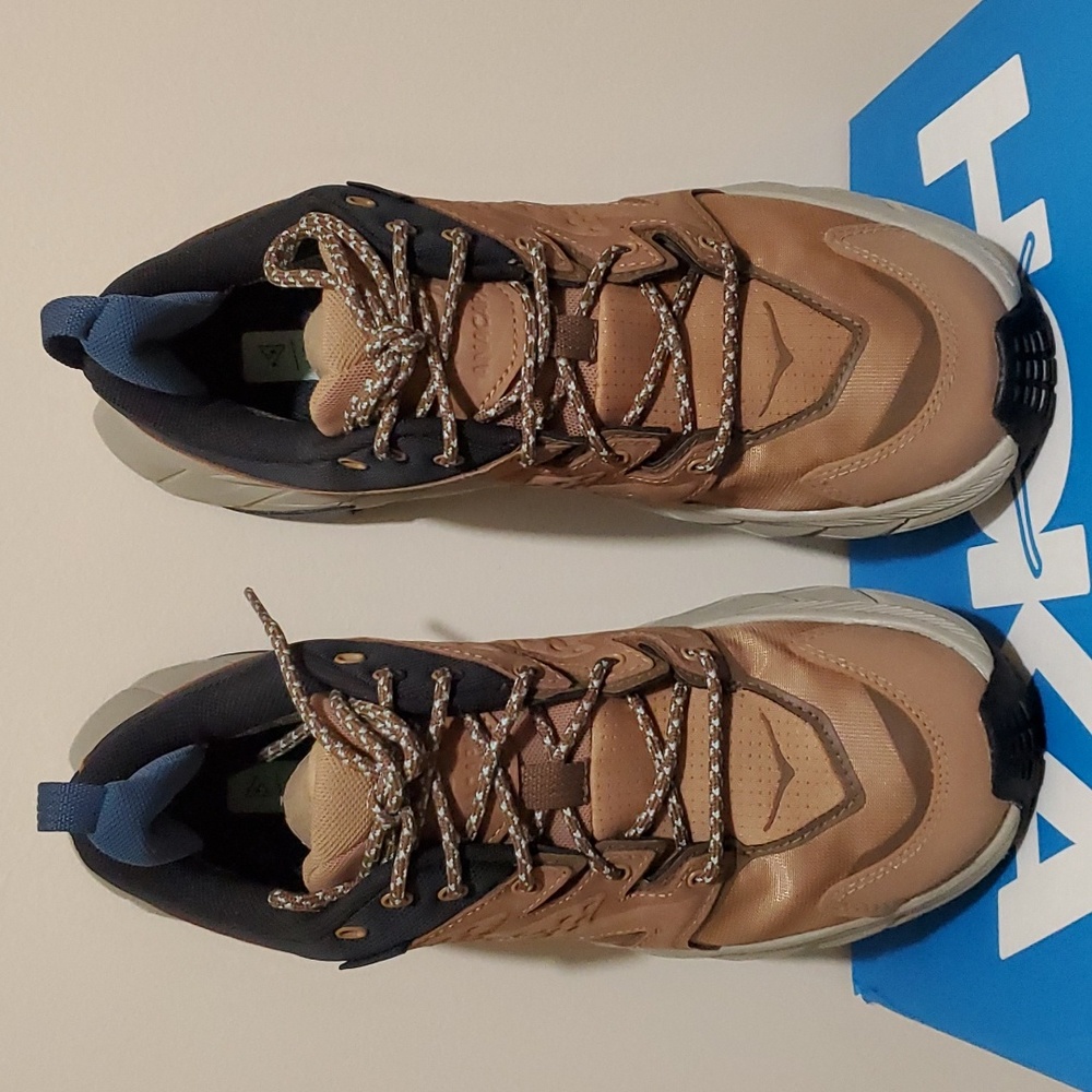 HOKA Shoes - Picture 4 of 5